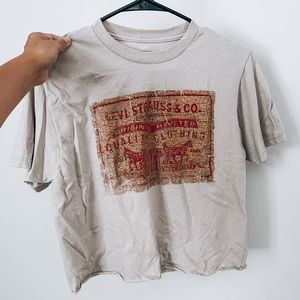 Levi’s Crop Top